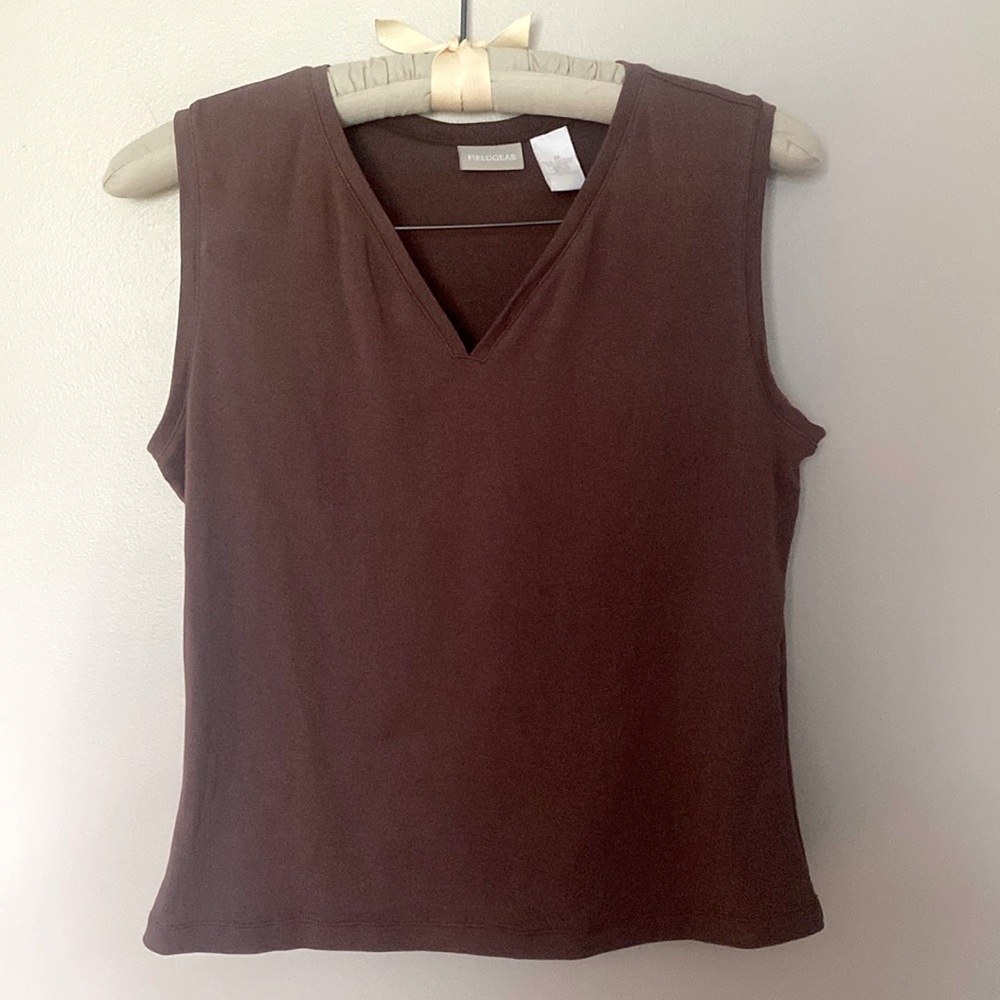 Field Gear Sleeveless V-Neck Tee